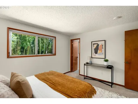 12449 SE Kelly Street Portland OR 97236