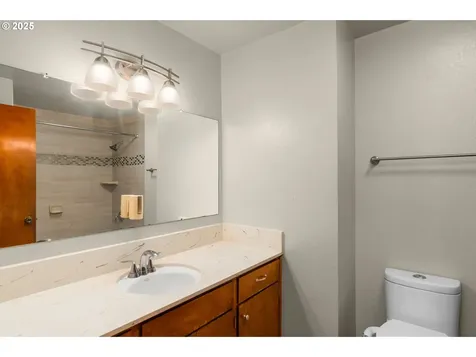 12449 SE Kelly Street Portland OR 97236
