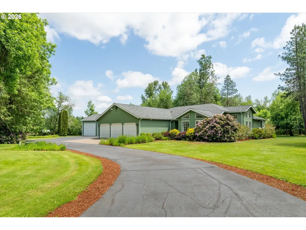 85181 Sarvis Berry Lane Eugene OR 97405