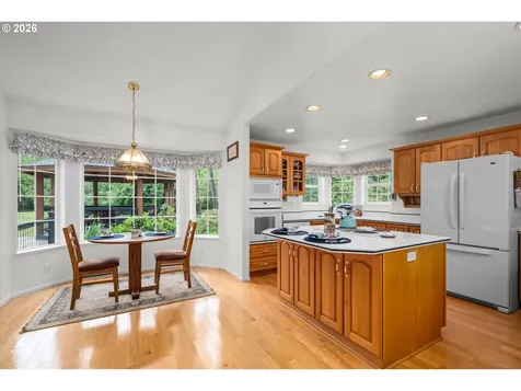 85181 Sarvis Berry Lane Eugene OR 97405