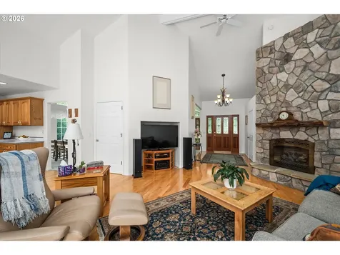 85181 Sarvis Berry Lane Eugene OR 97405