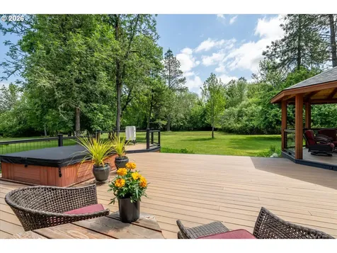 85181 Sarvis Berry Lane Eugene OR 97405
