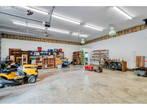 85181 Sarvis Berry Lane Eugene OR 97405