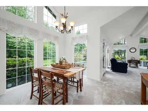 85181 Sarvis Berry Lane Eugene OR 97405