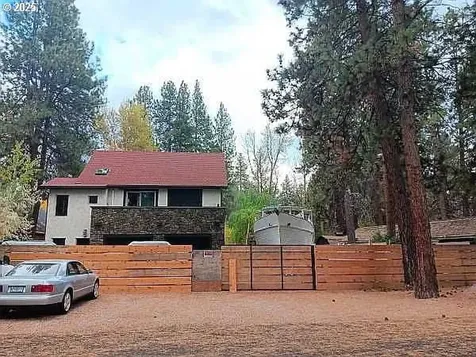 133 E Black Crater Avenue Sisters OR 97759