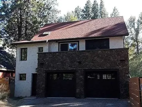 133 E Black Crater Avenue Sisters OR 97759