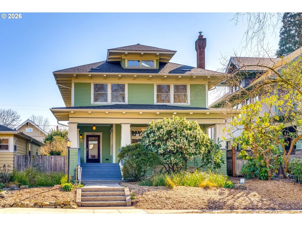 2104 SE Elliott Avenue Portland OR 97214