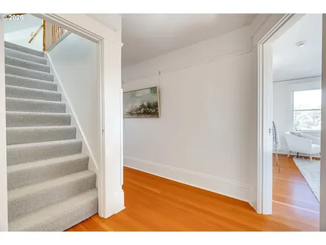 2104 SE Elliott Avenue Portland OR 97214