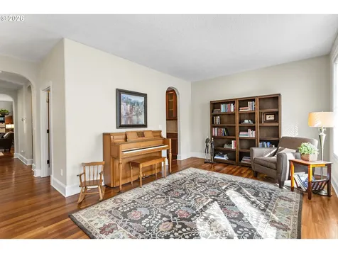 13340 Auburn Court Lake Oswego OR 97035