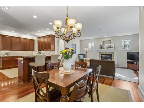 13340 Auburn Court Lake Oswego OR 97035