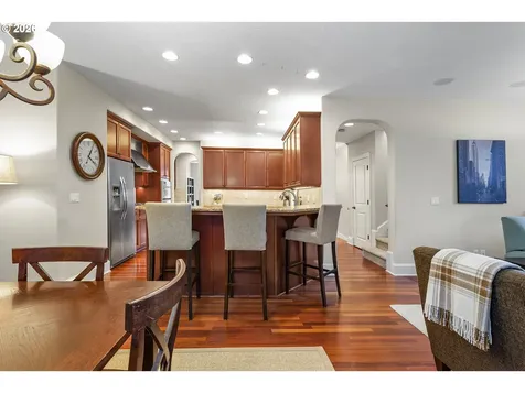 13340 Auburn Court Lake Oswego OR 97035
