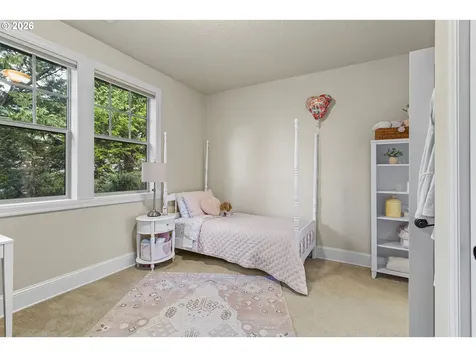 13340 Auburn Court Lake Oswego OR 97035