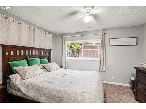 24795 Parkside Drive Veneta OR 97487
