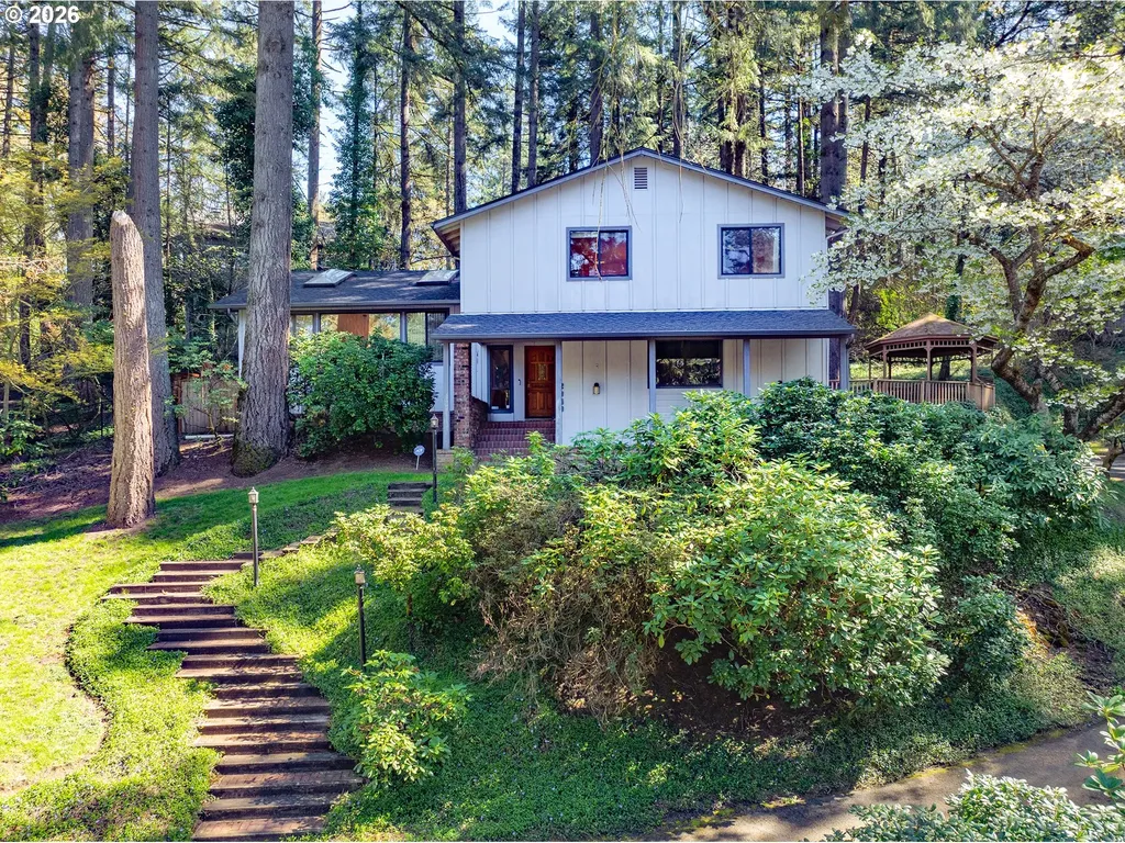 2040 Dogwood Drive Eugene OR 97405