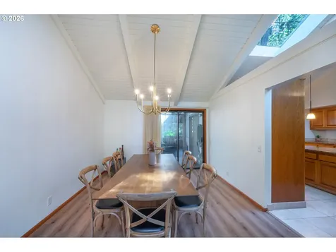 2040 Dogwood Drive Eugene OR 97405