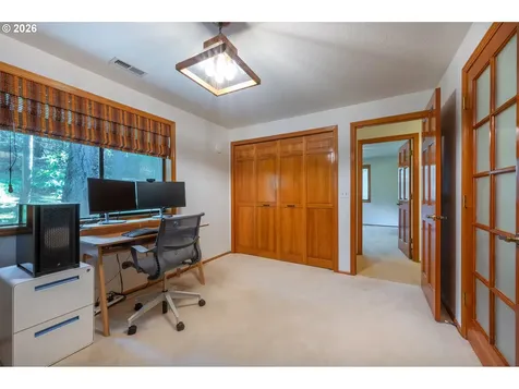 2040 Dogwood Drive Eugene OR 97405