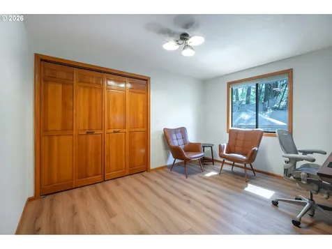 2040 Dogwood Drive Eugene OR 97405
