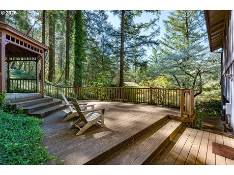 2040 Dogwood Drive Eugene OR 97405