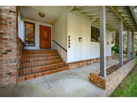 2040 Dogwood Drive Eugene OR 97405