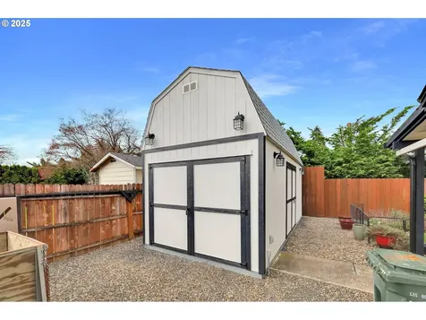 1049 65th Street Springfield OR 97478