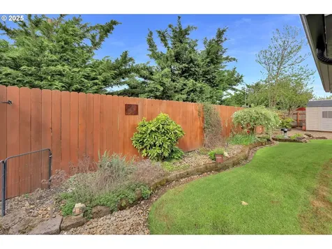 1049 65th Street Springfield OR 97478