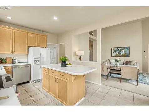 8891 SW Iowa Drive Tualatin OR 97062