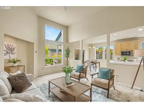 8891 SW Iowa Drive Tualatin OR 97062