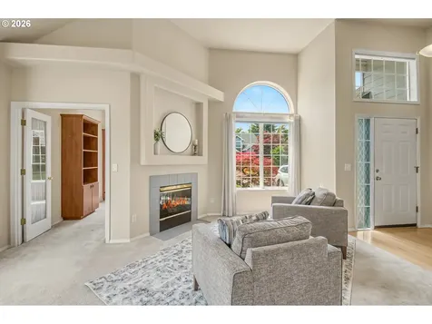 8891 SW Iowa Drive Tualatin OR 97062