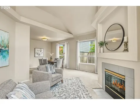 8891 SW Iowa Drive Tualatin OR 97062