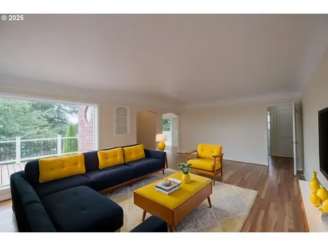895 Hilltop Drive NW Salem OR 97304