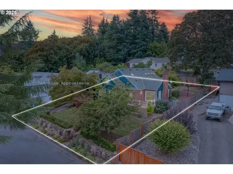 895 Hilltop Drive NW Salem OR 97304
