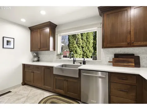 969 B Street Washougal WA 98671