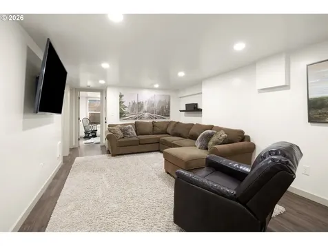 969 B Street Washougal WA 98671