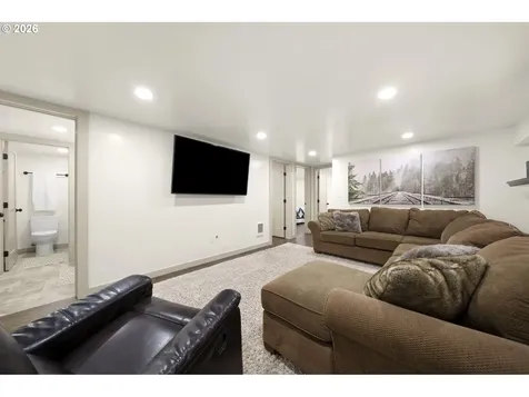 969 B Street Washougal WA 98671