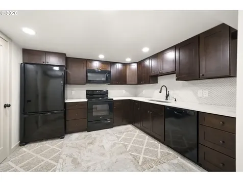 969 B Street Washougal WA 98671