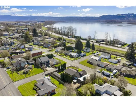 969 B Street Washougal WA 98671