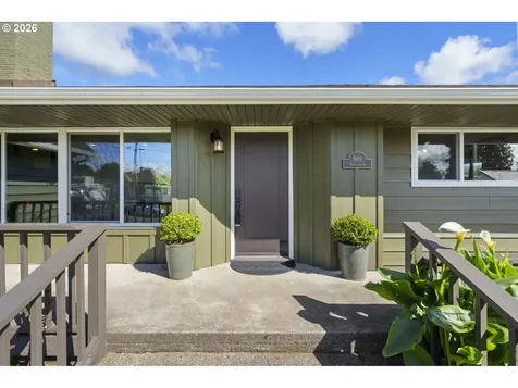 969 B Street Washougal WA 98671