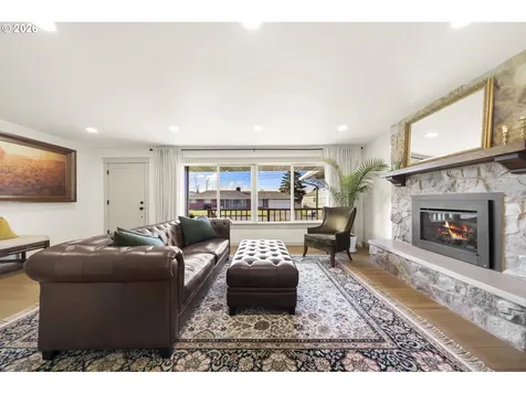 969 B Street Washougal WA 98671