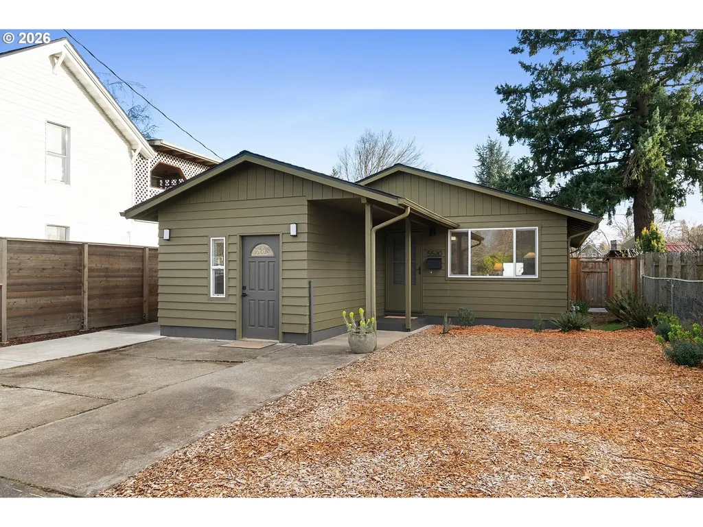 5520 SE Reedway Street Portland OR 97206