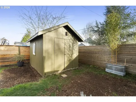 5520 SE Reedway Street Portland OR 97206