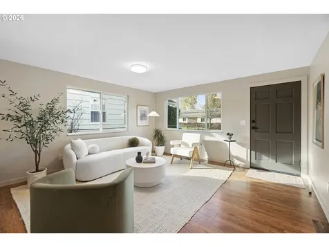 5520 SE Reedway Street Portland OR 97206