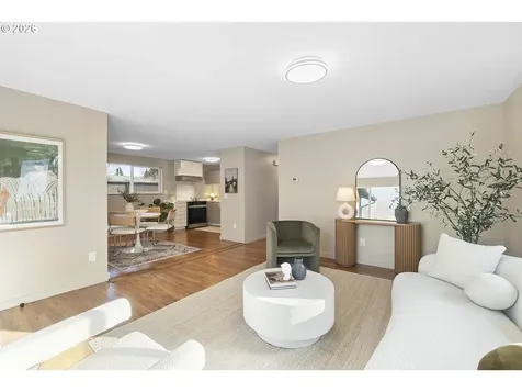 5520 SE Reedway Street Portland OR 97206