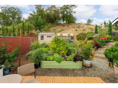 129 Summerwood Street Roseburg OR 97471
