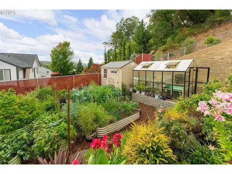 129 Summerwood Street Roseburg OR 97471