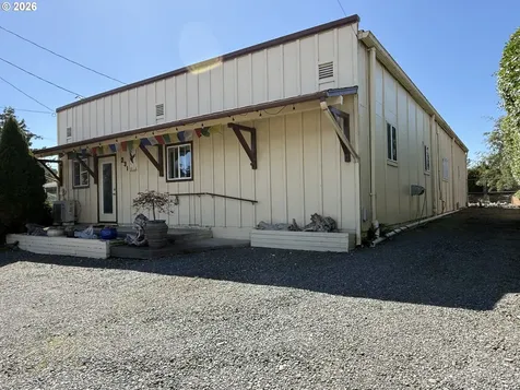 231 Wharf Street Brookings OR 97415