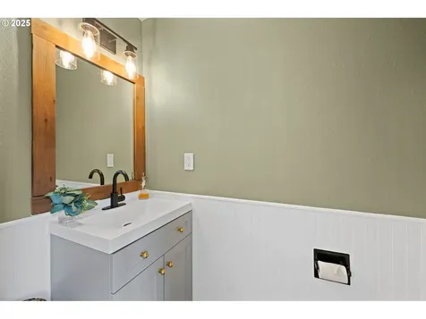 1259 SW Cedar Drive Warrenton OR 97146