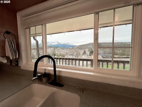 537 NW Charolais Heights John Day OR 97845