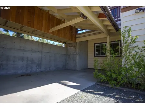 537 NW Charolais Heights John Day OR 97845