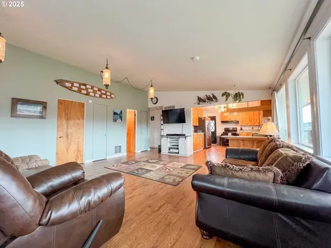 537 NW Charolais Heights John Day OR 97845