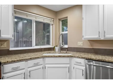 1351 NE Greenway Drive Gresham OR 97030